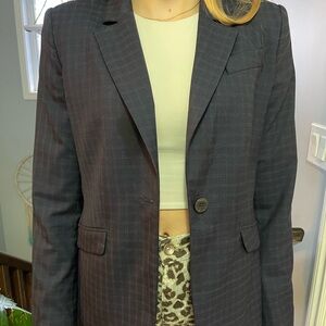 Brooks Brothers Gray Blazer with Notched Lapels and Structured Shoulders